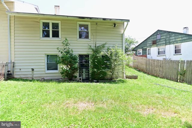 7405 GRAYRIDGE, Hyattsville, MD 20785