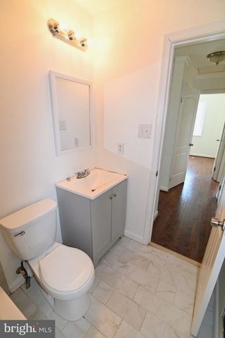 7405 GRAYRIDGE, Hyattsville, MD 20785