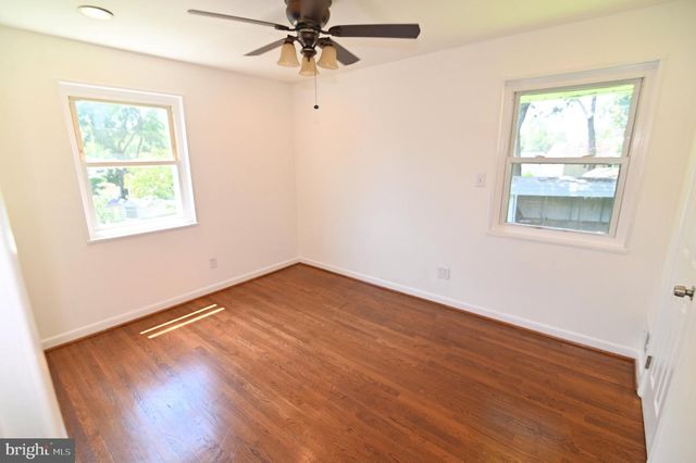 7405 GRAYRIDGE, Hyattsville, MD 20785
