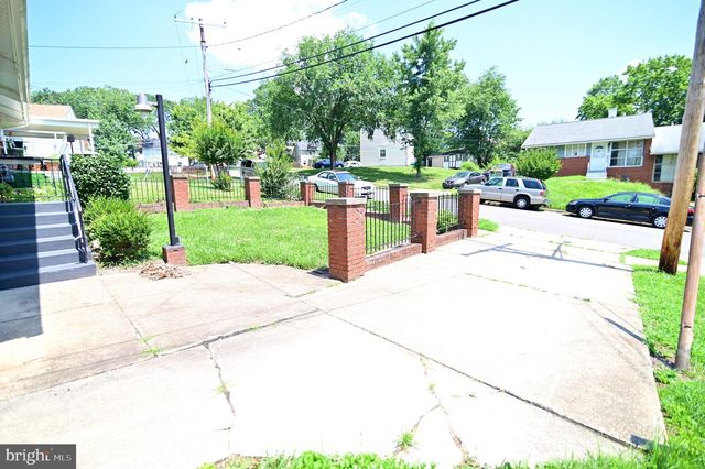 7405 GRAYRIDGE, Hyattsville, MD 20785