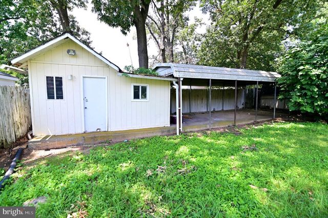 7405 GRAYRIDGE, Hyattsville, MD 20785