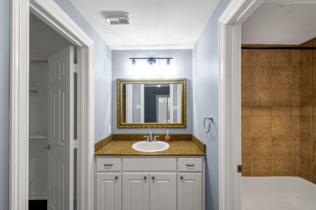 1505 Roy Street, Houston, TX 77007