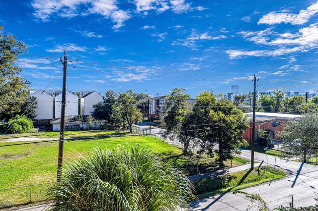 1505 Roy Street, Houston, TX 77007