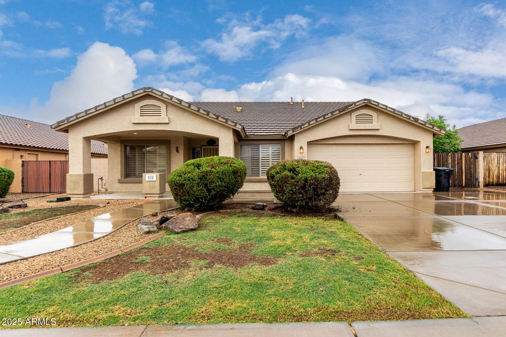 3860 E THORNTON Avenue, Gilbert, AZ 85297