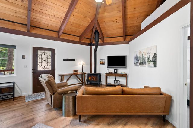 5004 Hokan Cir, Camp Connell, CA 95223