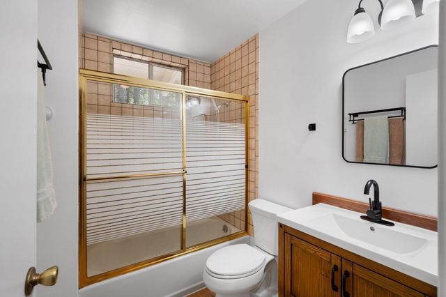 5004 Hokan Cir, Camp Connell, CA 95223