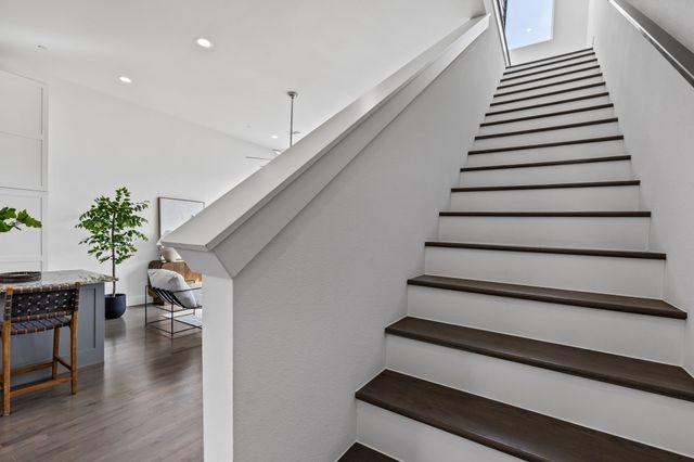 2317 Moser Avenue 102, Dallas, TX 75206