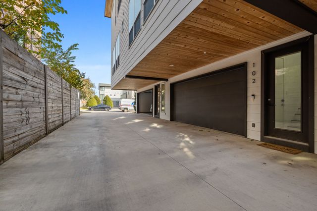 2317 Moser Avenue 102, Dallas, TX 75206