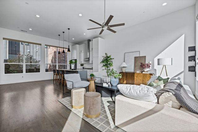 2317 Moser Avenue 102, Dallas, TX 75206