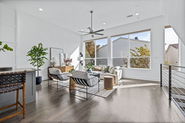 2317 Moser Avenue 102, Dallas, TX 75206