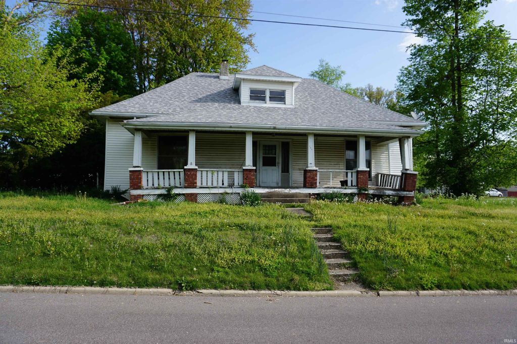 108 E Warrick Street, Owensville, IN 47665