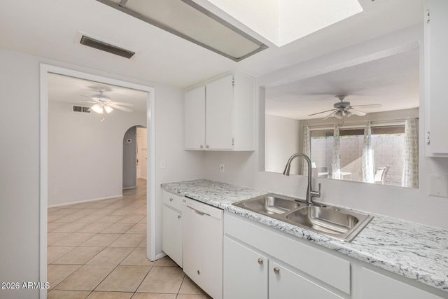 517 W Duke Drive, Tempe, AZ 85283