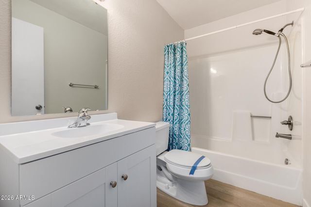 517 W Duke Drive, Tempe, AZ 85283