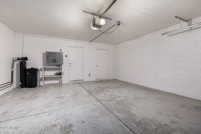 517 W Duke Drive, Tempe, AZ 85283