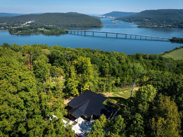 315 Browbend Drive, Guild, TN 37340