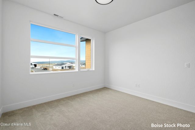 6487 W PLANT LN, Rathdrum, ID 83858