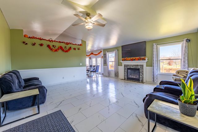 5132 Windrush Drive, Rockford, IL 61109