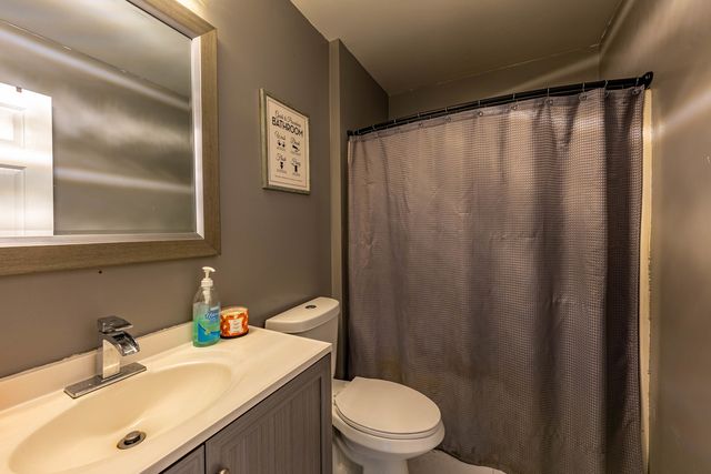 5132 Windrush Drive, Rockford, IL 61109