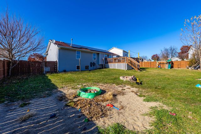 5132 Windrush Drive, Rockford, IL 61109