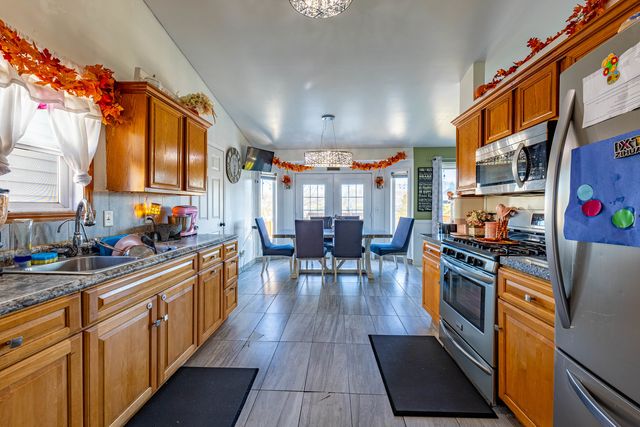 5132 Windrush Drive, Rockford, IL 61109