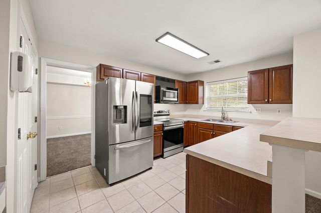 109 Hillock Court, Nicholasville, KY 40356