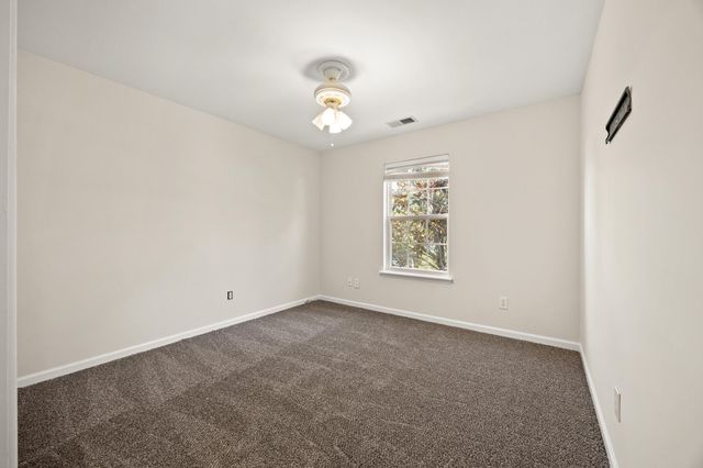 109 Hillock Court, Nicholasville, KY 40356