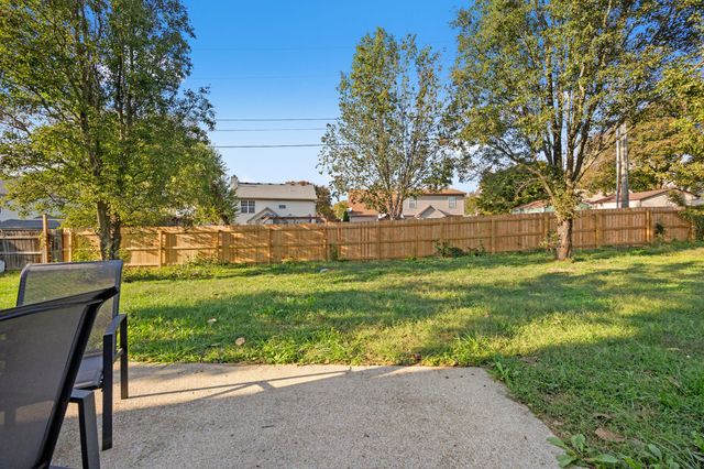 109 Hillock Court, Nicholasville, KY 40356