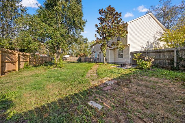 109 Hillock Court, Nicholasville, KY 40356