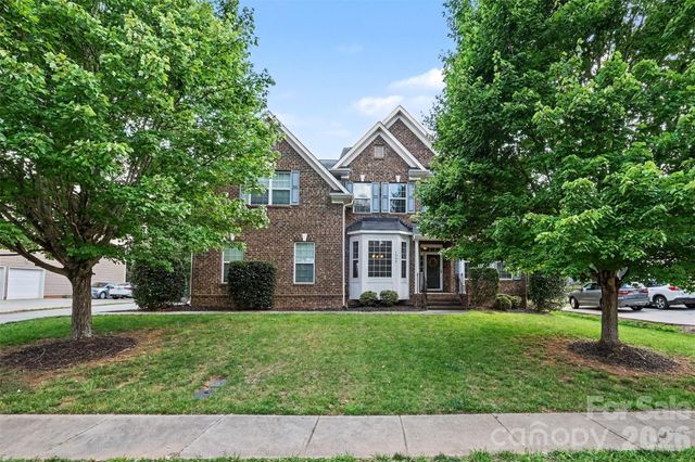 1008 Hawker Road, Matthews, NC 28104