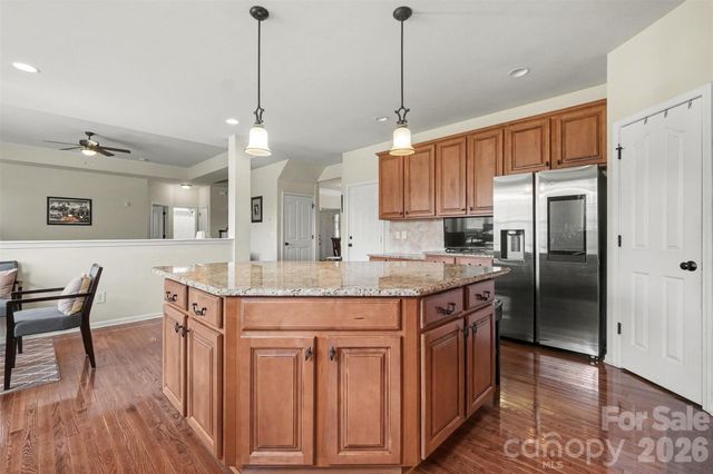 1008 Hawker Road, Matthews, NC 28104