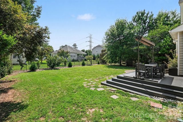1008 Hawker Road, Matthews, NC 28104