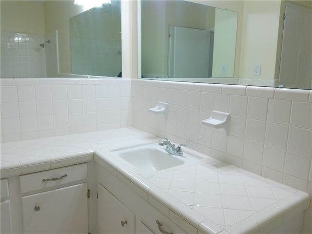 4610 Donegal Dr, Corpus Christi, TX 78413