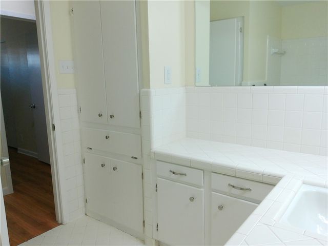 4610 Donegal Dr, Corpus Christi, TX 78413