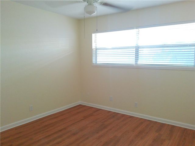 4610 Donegal Dr, Corpus Christi, TX 78413