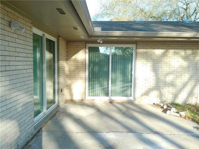 4610 Donegal Dr, Corpus Christi, TX 78413