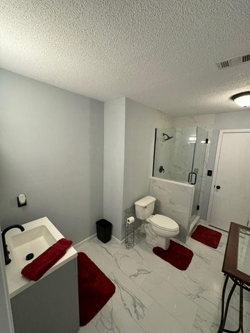 323 Mallard Point, Livingston, TX 77351