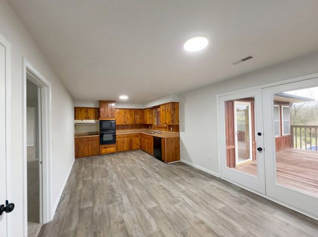 823 Apple Valley Rd, Madison, TN 37115