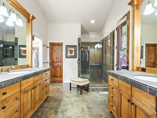 4617 Se HONORS Pl, Gresham, OR 97080