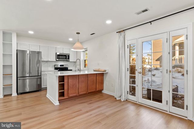 9 EDGEWOOD GREEN CT, Annapolis, MD 21403