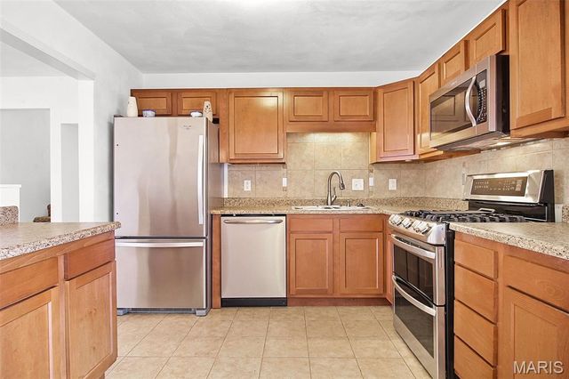 3304 Wilshire Drive, Granite City, IL 62040