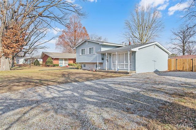 3304 Wilshire Drive, Granite City, IL 62040