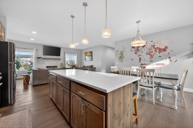 559 NW Rimrock Court, Redmond, OR 97756