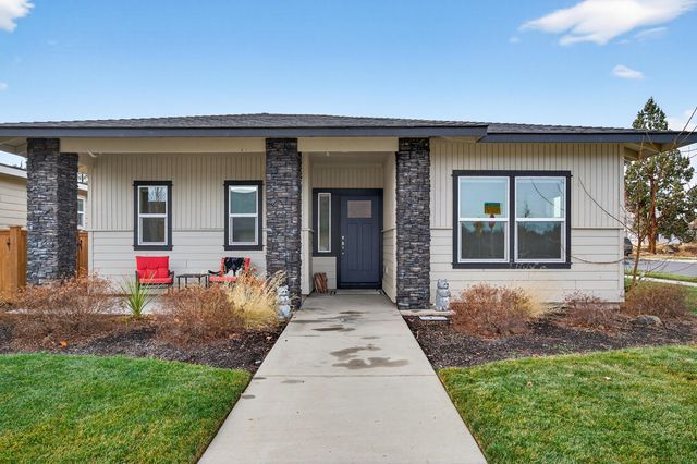 559 NW Rimrock Court, Redmond, OR 97756