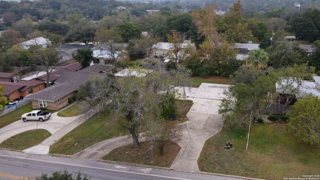 532 Rittiman, Terrell Hills, TX 78209