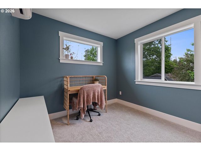 8838 N Drummond Ave, Portland, OR 97217