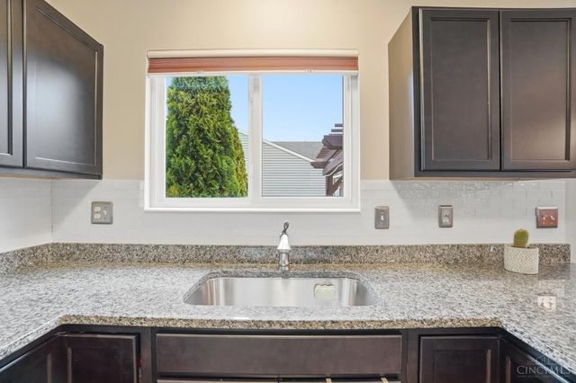 4264 Hunting Hawk Drive, Turtle Creek Twp, OH 45036