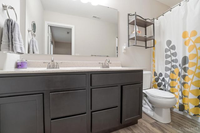 4264 Hunting Hawk Drive, Turtle Creek Twp, OH 45036