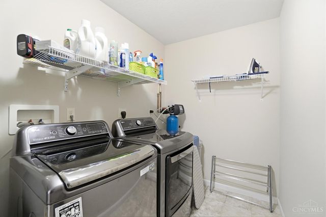 4264 Hunting Hawk Drive, Turtle Creek Twp, OH 45036