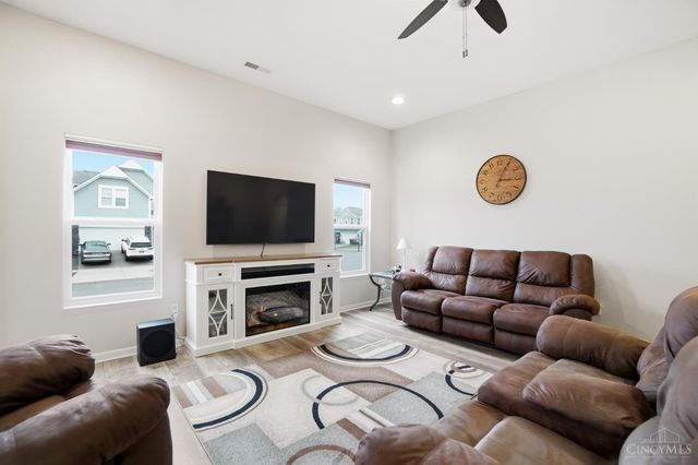 4264 Hunting Hawk Drive, Turtle Creek Twp, OH 45036