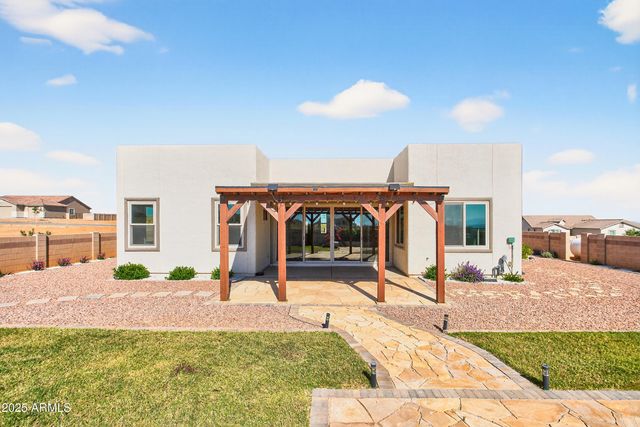 6736 E VAQUERO Circle, Hereford, AZ 85615